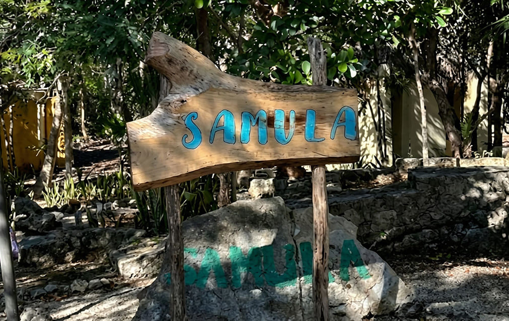 Vista aérea del Cenote Samulá con luz natural